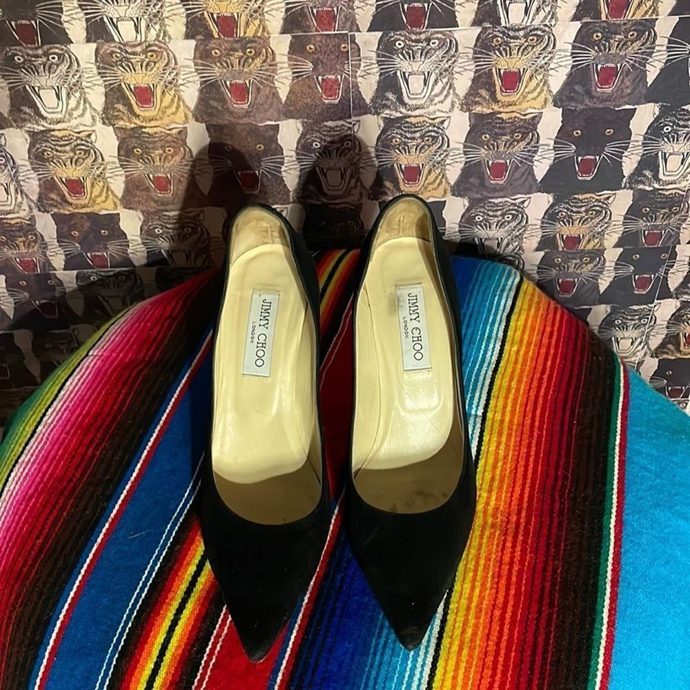 Nancy Jo, this is Alexis Neiers calling.Jimmy Choo
